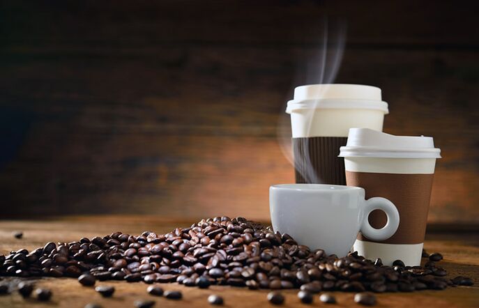 kopi sebagai produk terlarang sambil mengambil vitamin untuk berpotensi